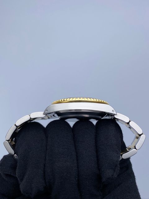 Rolex Submariner 16613 Image 7